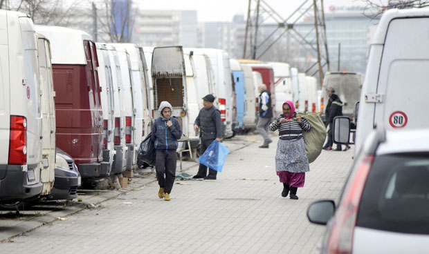 Комби магацини на паркингу у Блоку 70